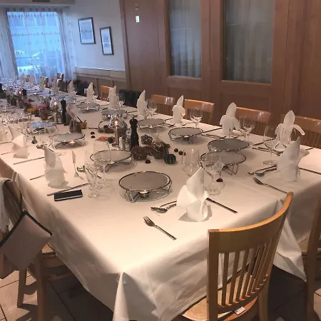 Han/Misafirhane Gasthof Tiefenau *