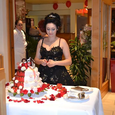 بيت ريفي Gasthof Tiefenau برن